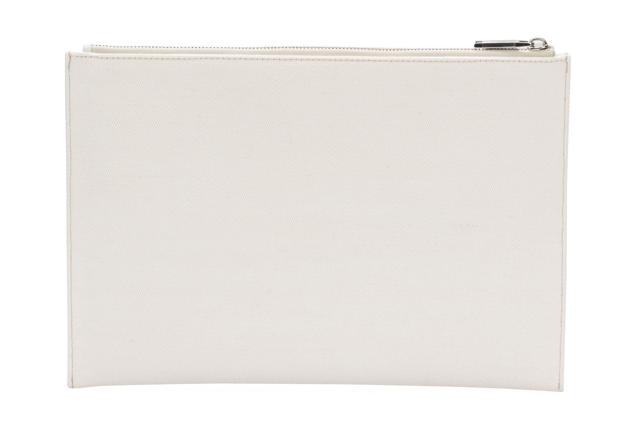 Dior New Floral Print White Clutch In New Condition For Sale In West Hollywood, CA