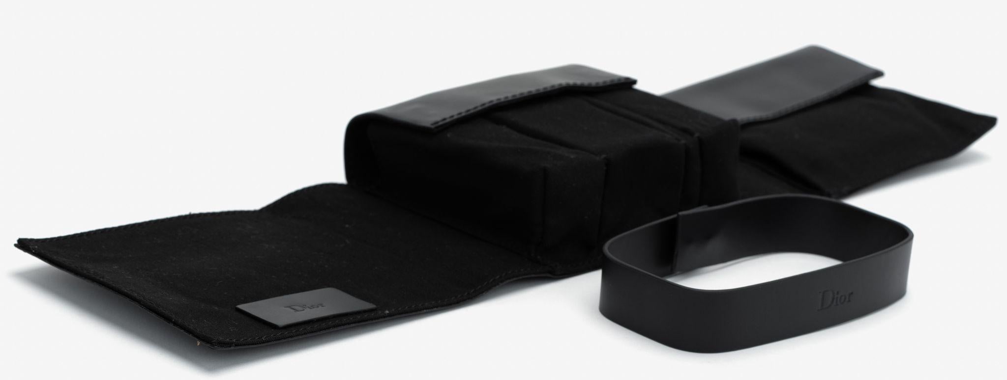 Dior NIB Reise Schuh Kit aus schwarzem Leder (Schwarz) im Angebot