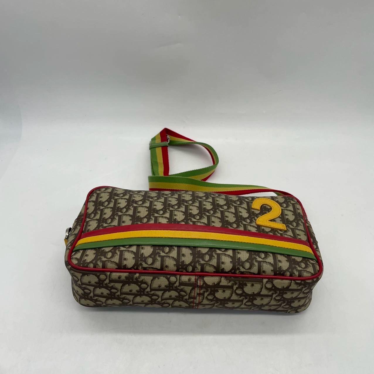 Dior n. 2 Rasta Trotter Camera Bag Beige Monogram Red Yellow Green Web Strap in vendita 4