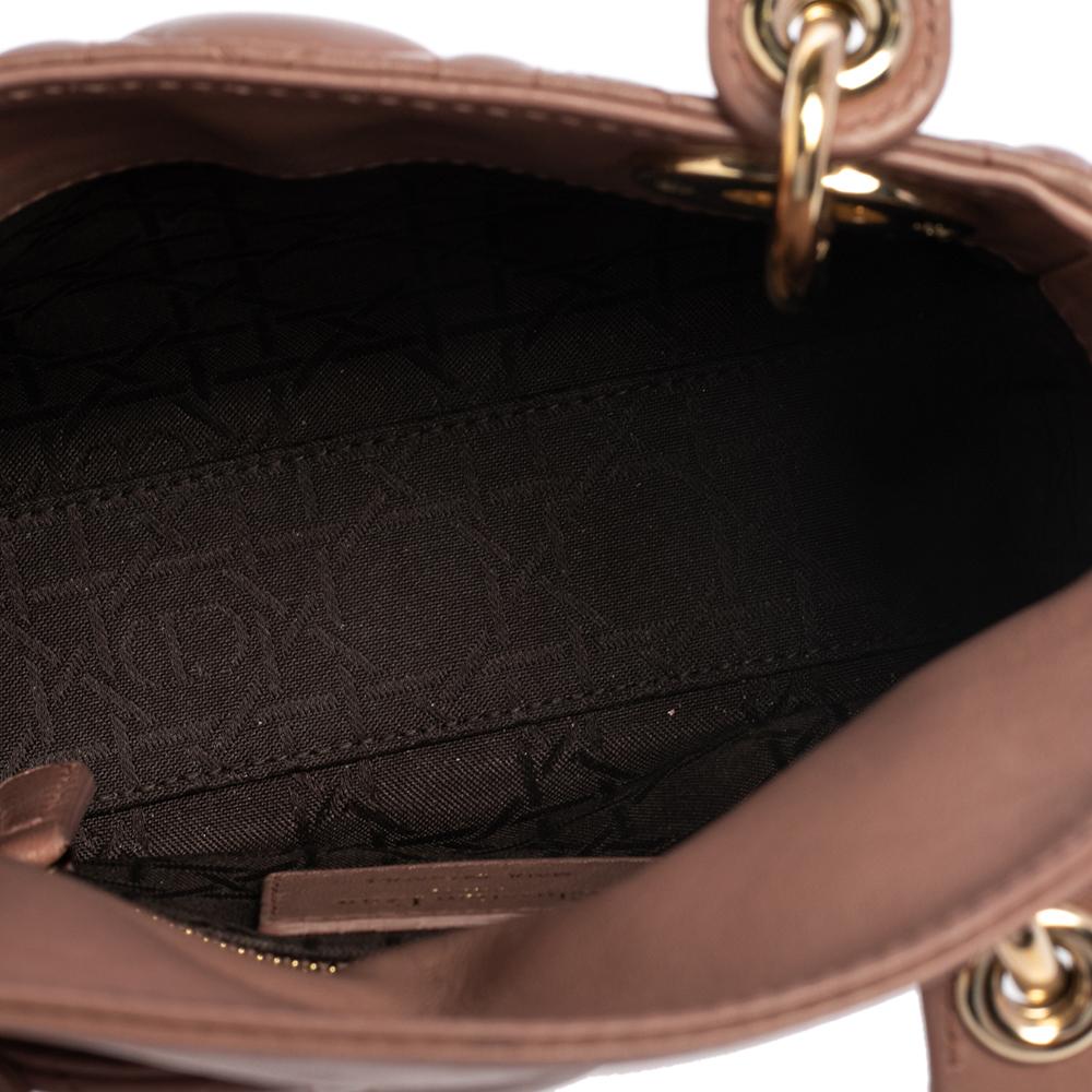 Mini Tote Lady Dior in pelle nuda 6