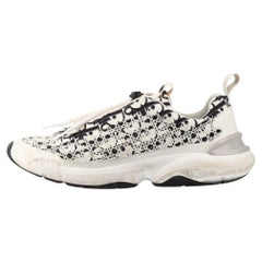 Dior Oblique B24 Rubber x Fabric Mens Sneaker White x Black