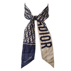 Silk scarf Dior Navy in Silk - 37269109