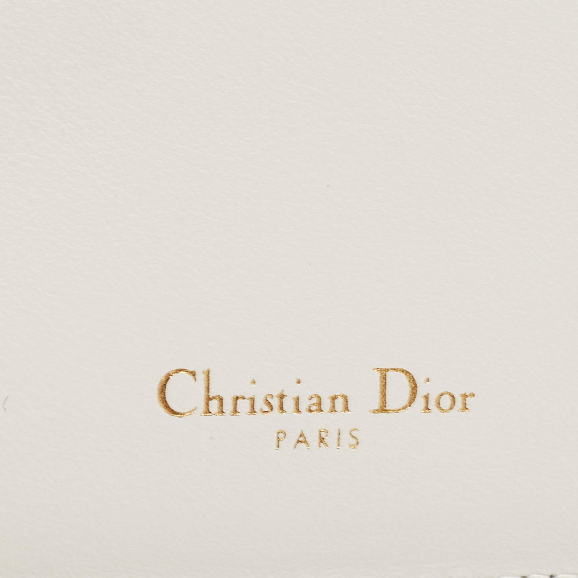 Pochette Bobby en cuir Off-White de Dior 2