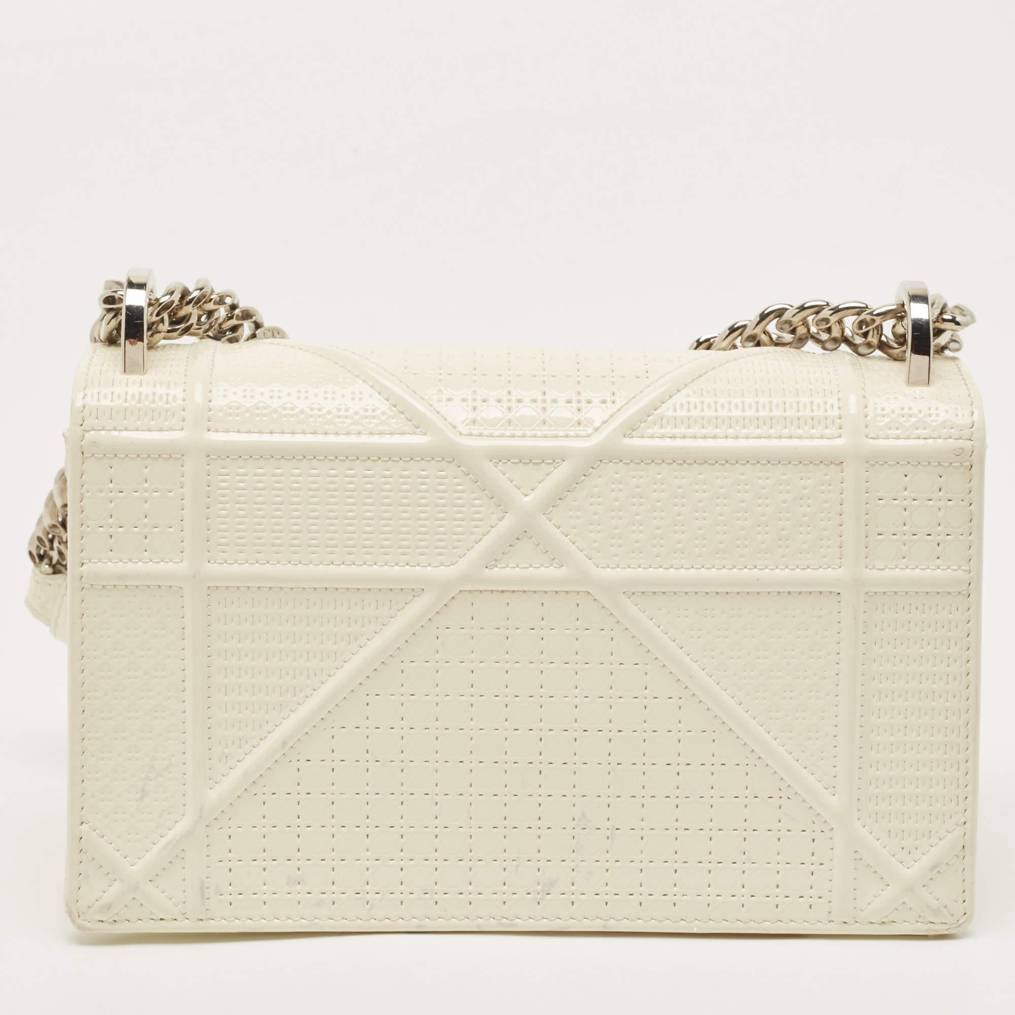 Dior Off White Micro Cannage Patent Leather Small Diorama Flap Bag For Sale 10