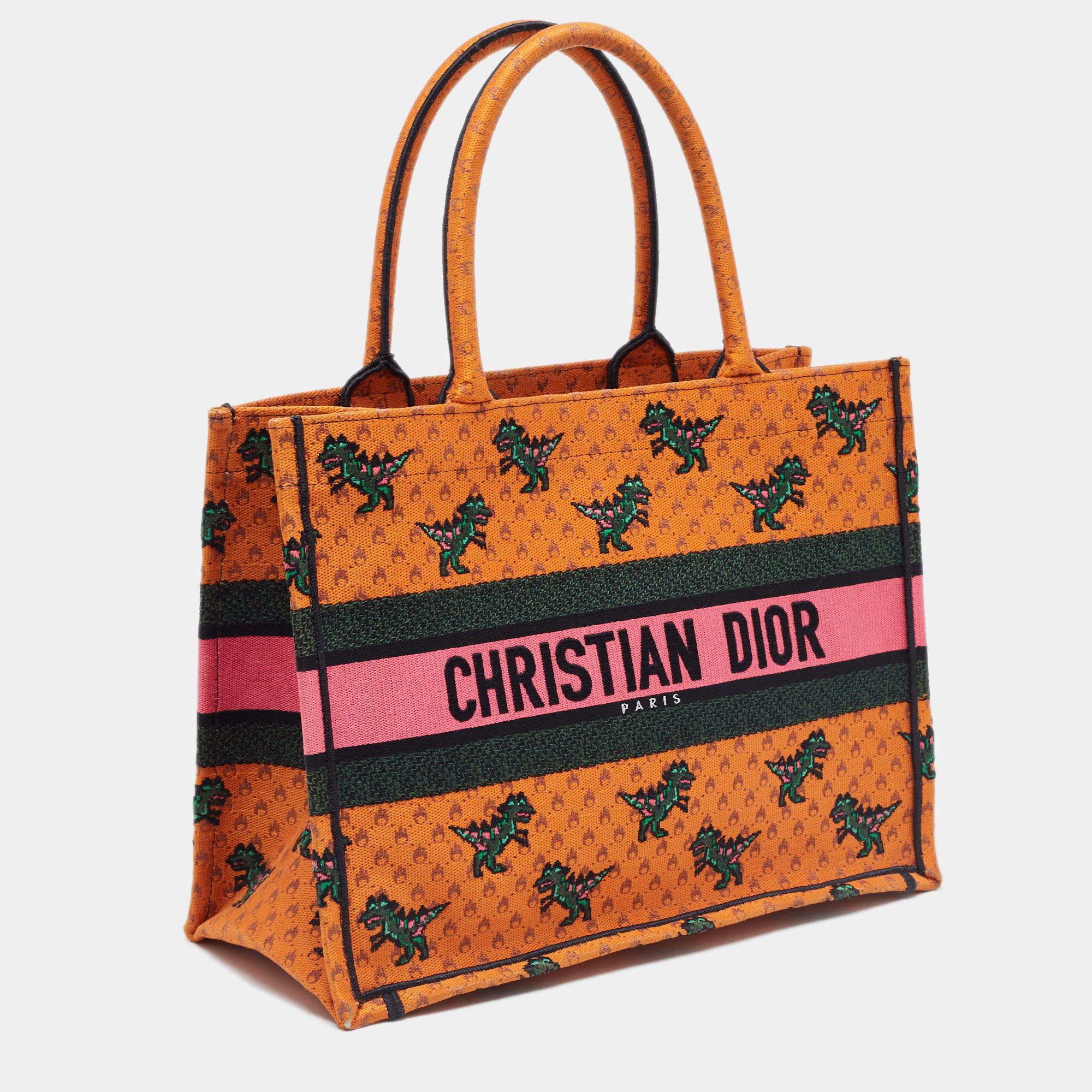 Dior Orange/Green Embroidered Canvas Medium Dino Book Tote In Good Condition In Dubai, Al Qouz 2