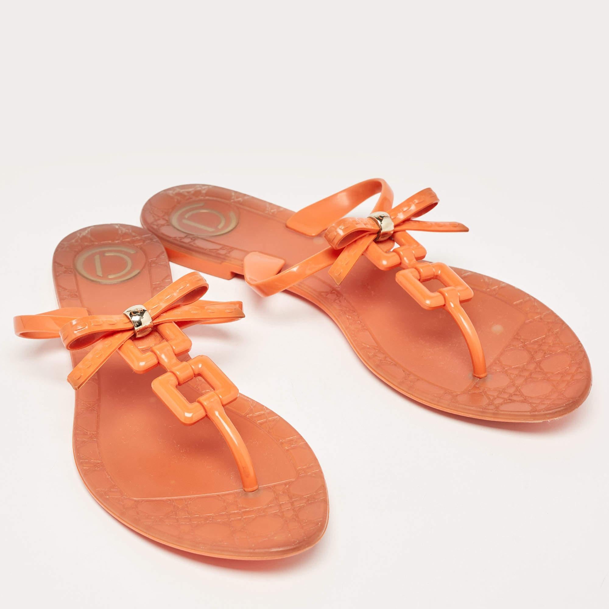 Women's Dior Orange Jelly Thong Flat Sandals Size 40 For Sale
