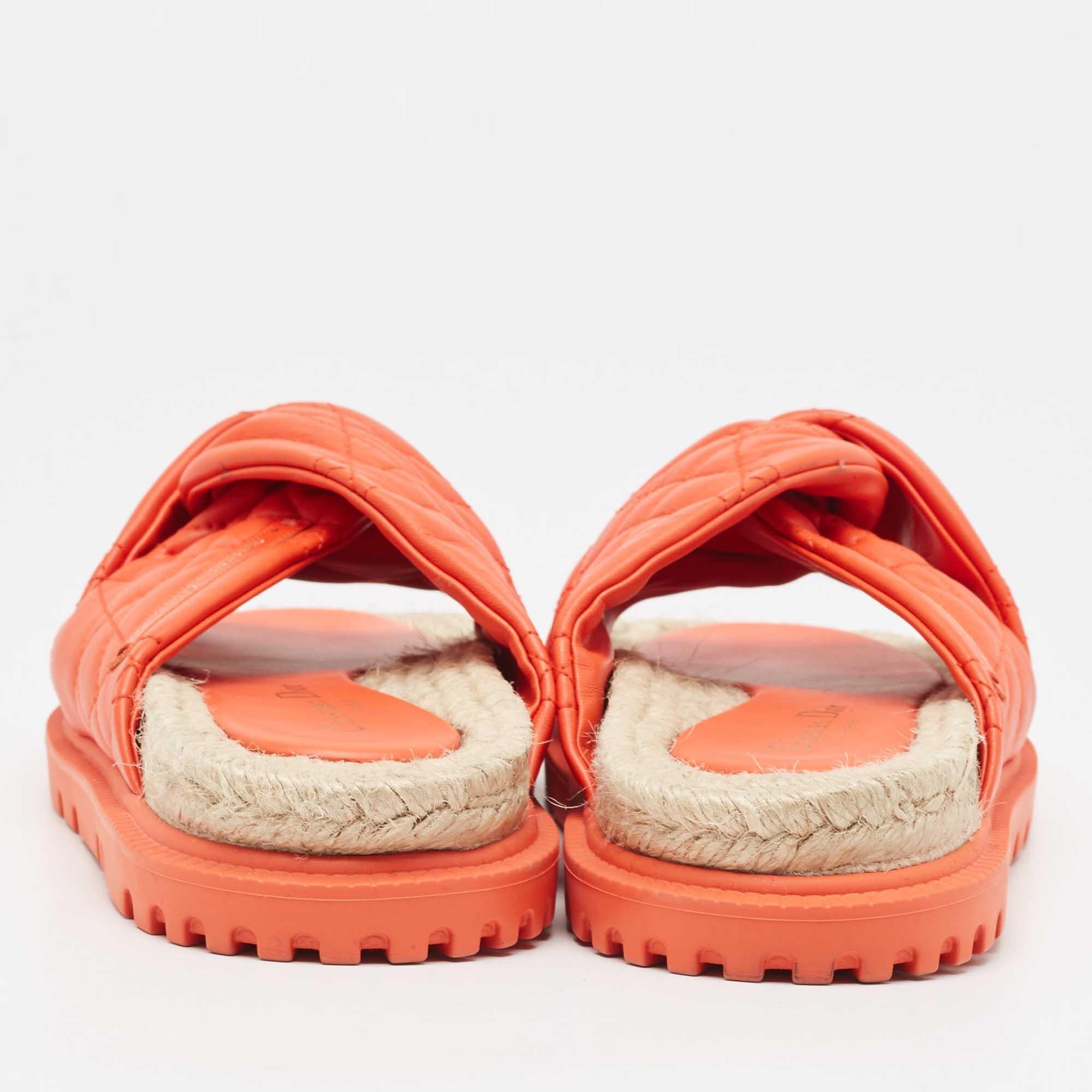 Dior Orange Leather D-twist Flat Slides Size 38.5 For Sale 3
