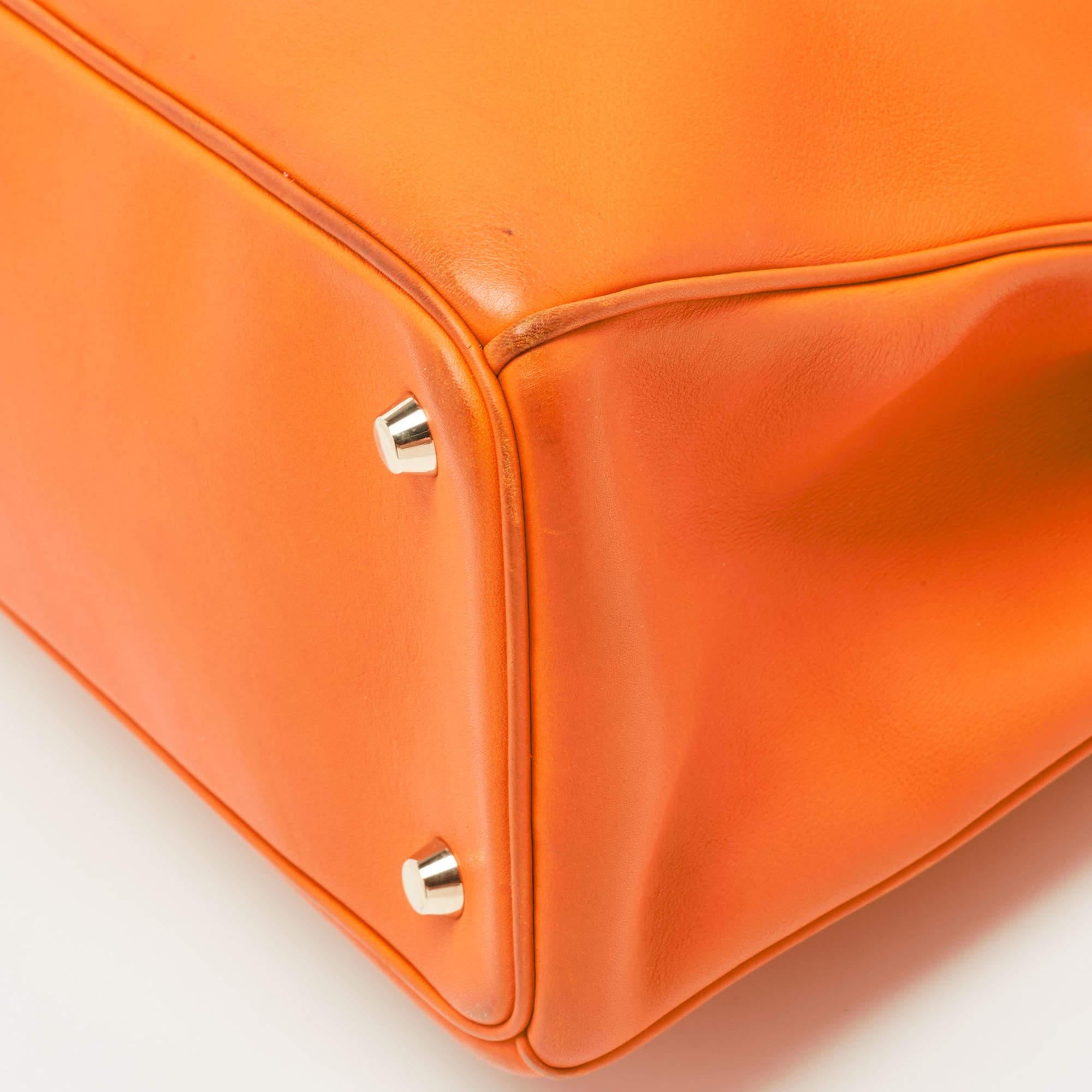 Dior Orange Leather Large Diorissimo Shopper Tote In Fair Condition For Sale In Dubai, Al Qouz 2