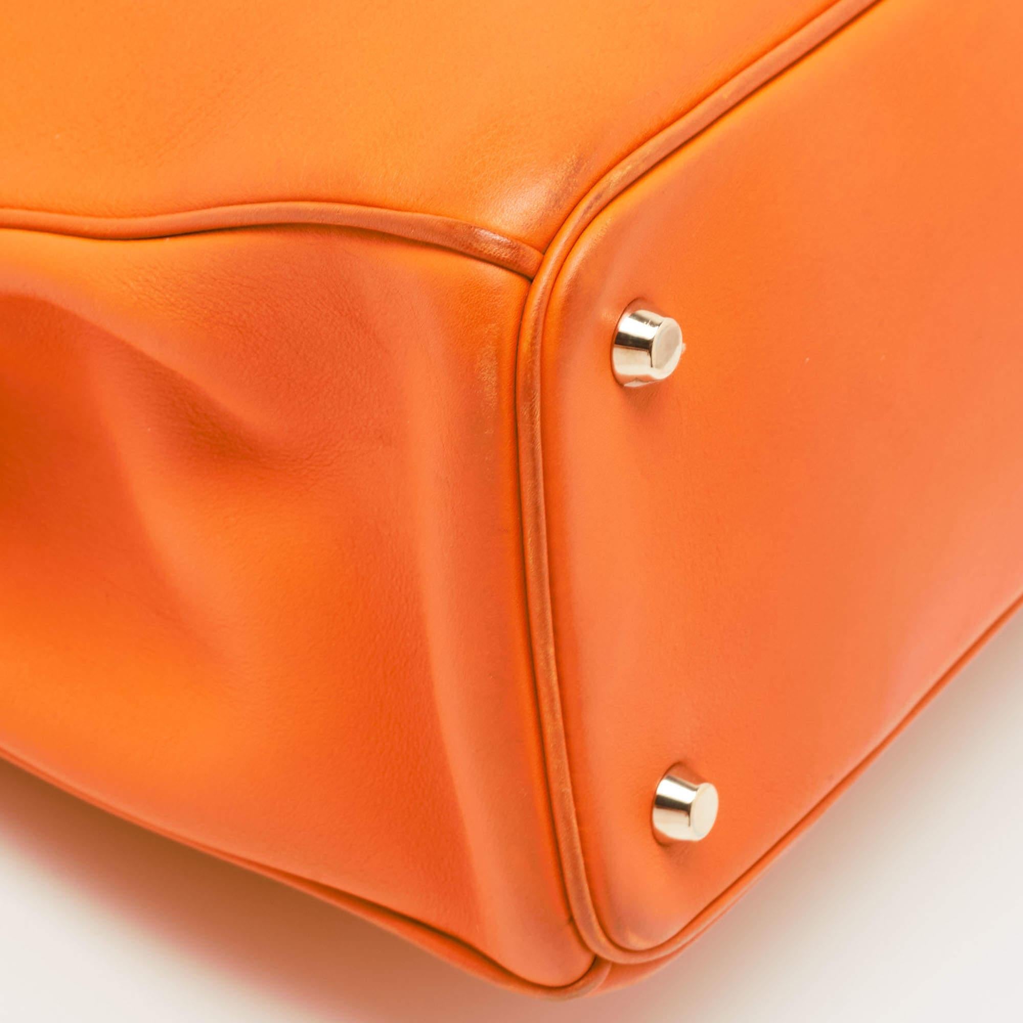 Dior Große Diorissimo Shopper Tote aus orangefarbenem Leder im Angebot 3