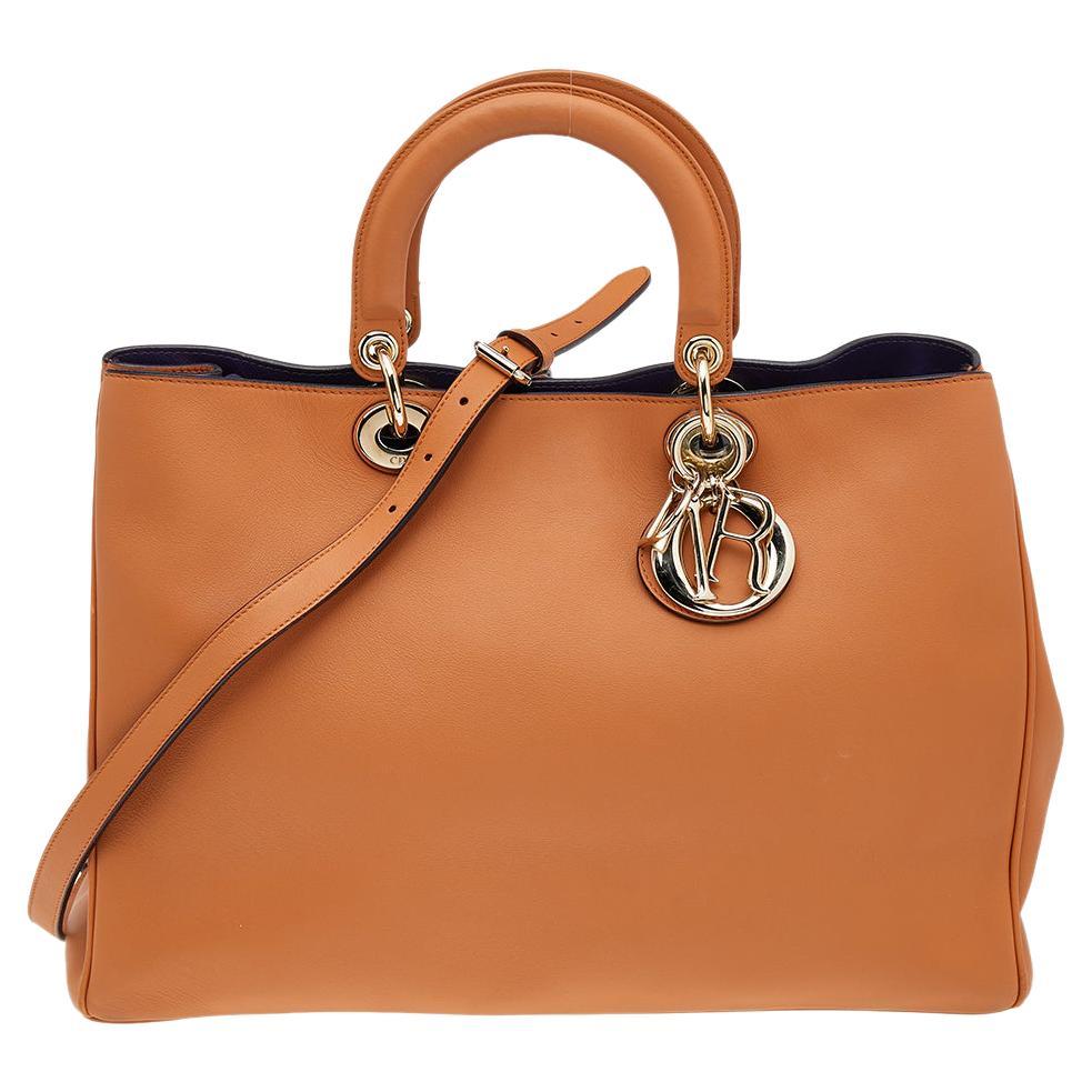 Dior - Grand sac cabas en cuir orange Diorissimo Shopper Tote sur 1stDibs |  sac christian dior cabas orange