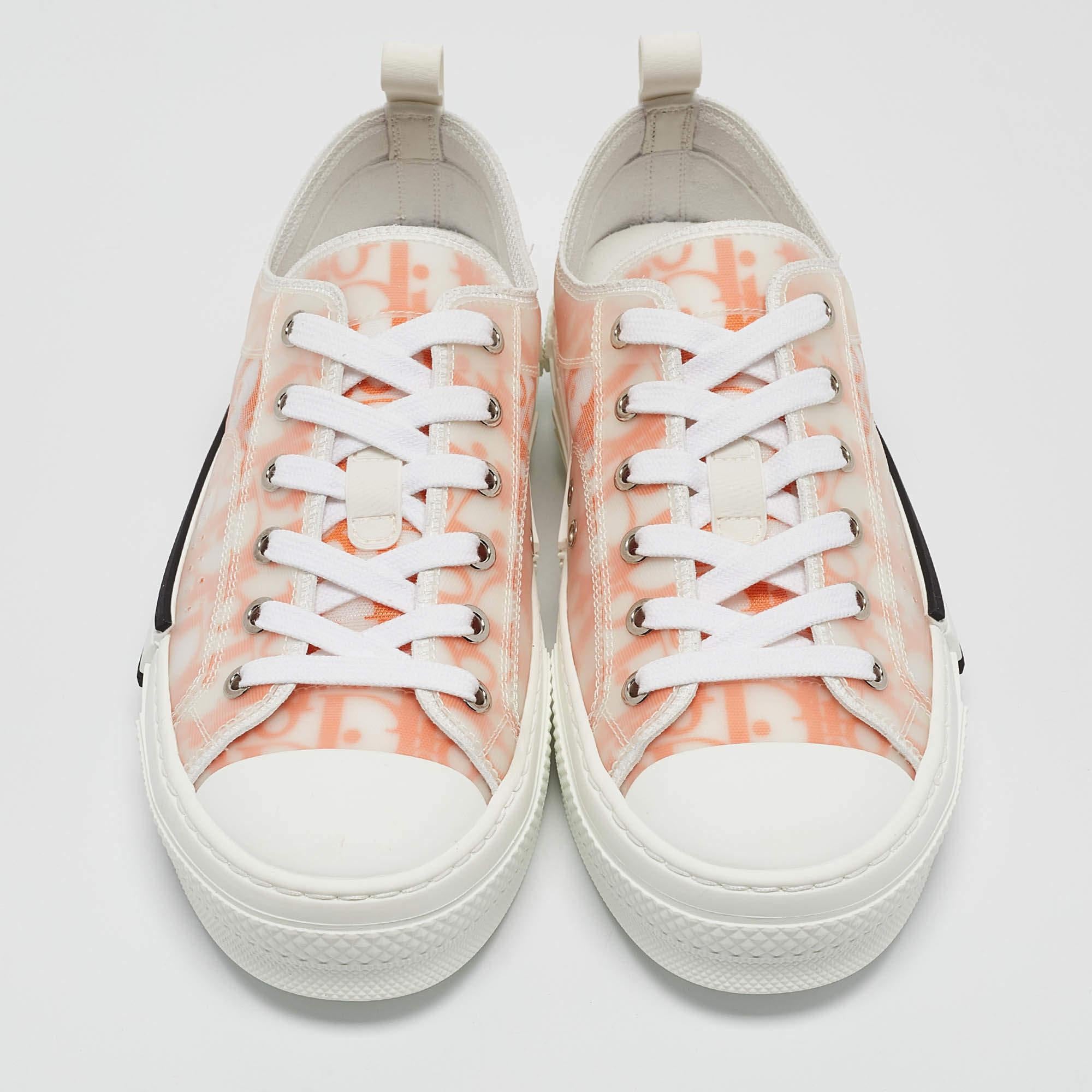 Beige Dior Orange/White Oblique Mesh and Rubber B23 Sneakers Size 39 For Sale