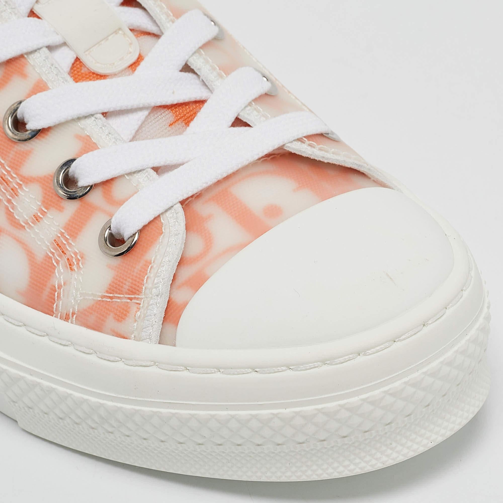 Dior Orange/White Oblique Mesh and Rubber B23 Sneakers Size 39 For Sale 2