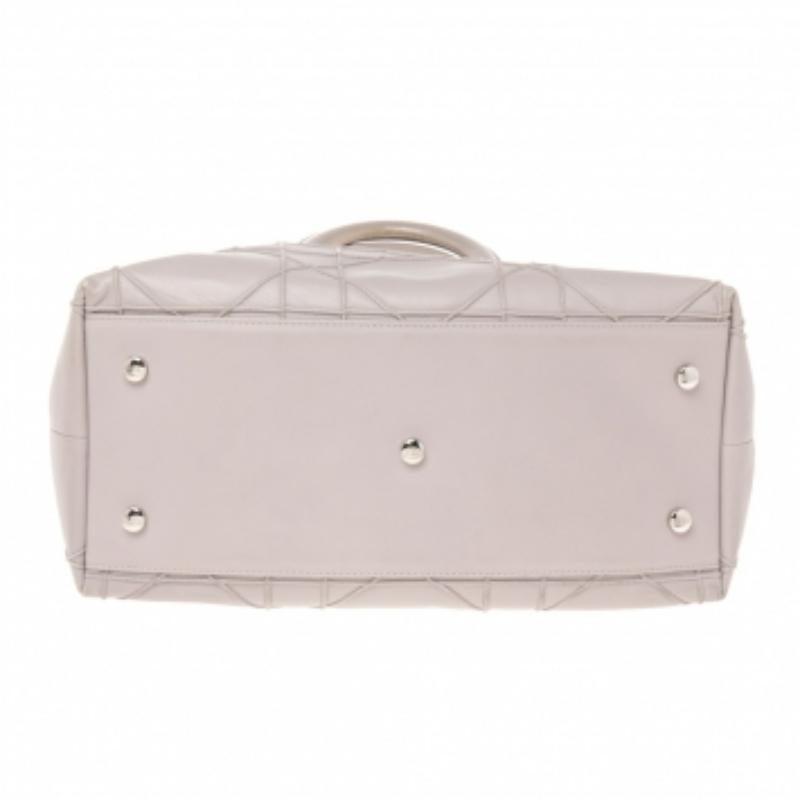 Dior Fourre-tout Granville en cuir Cannage lilas pâle en vente 1