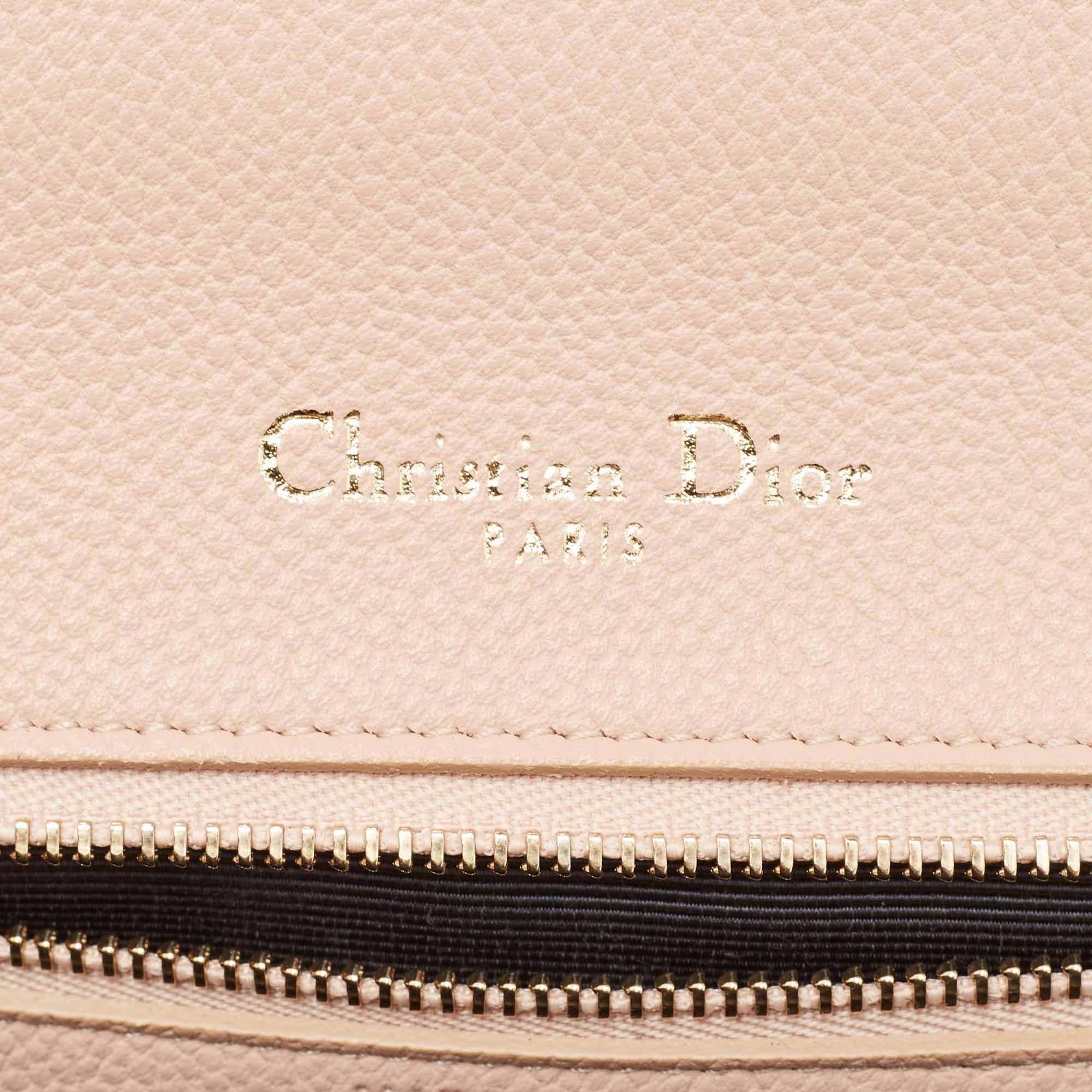 Dior Peach Leather Medium Diorama Flap Shoulder Bag For Sale 5