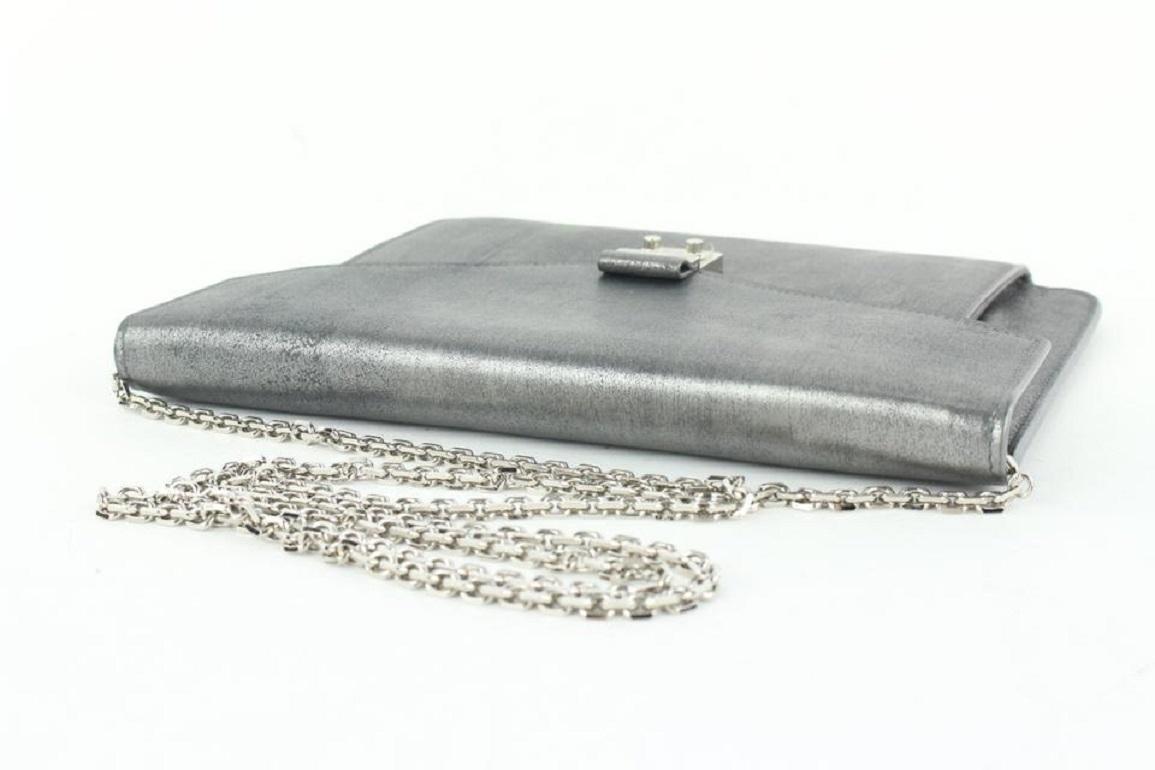 Dior Pewter Silver Chain Flap Crossbody Bag 292da513 In Good Condition For Sale In Dix hills, NY