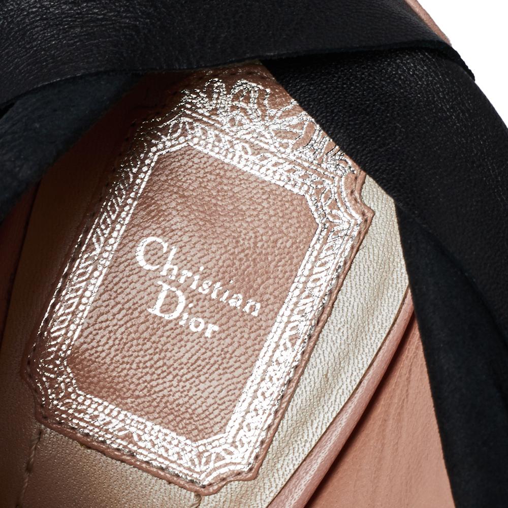 Dior Botines Brooklyn de piel rosa/negro con puntera abierta Talla 40 6