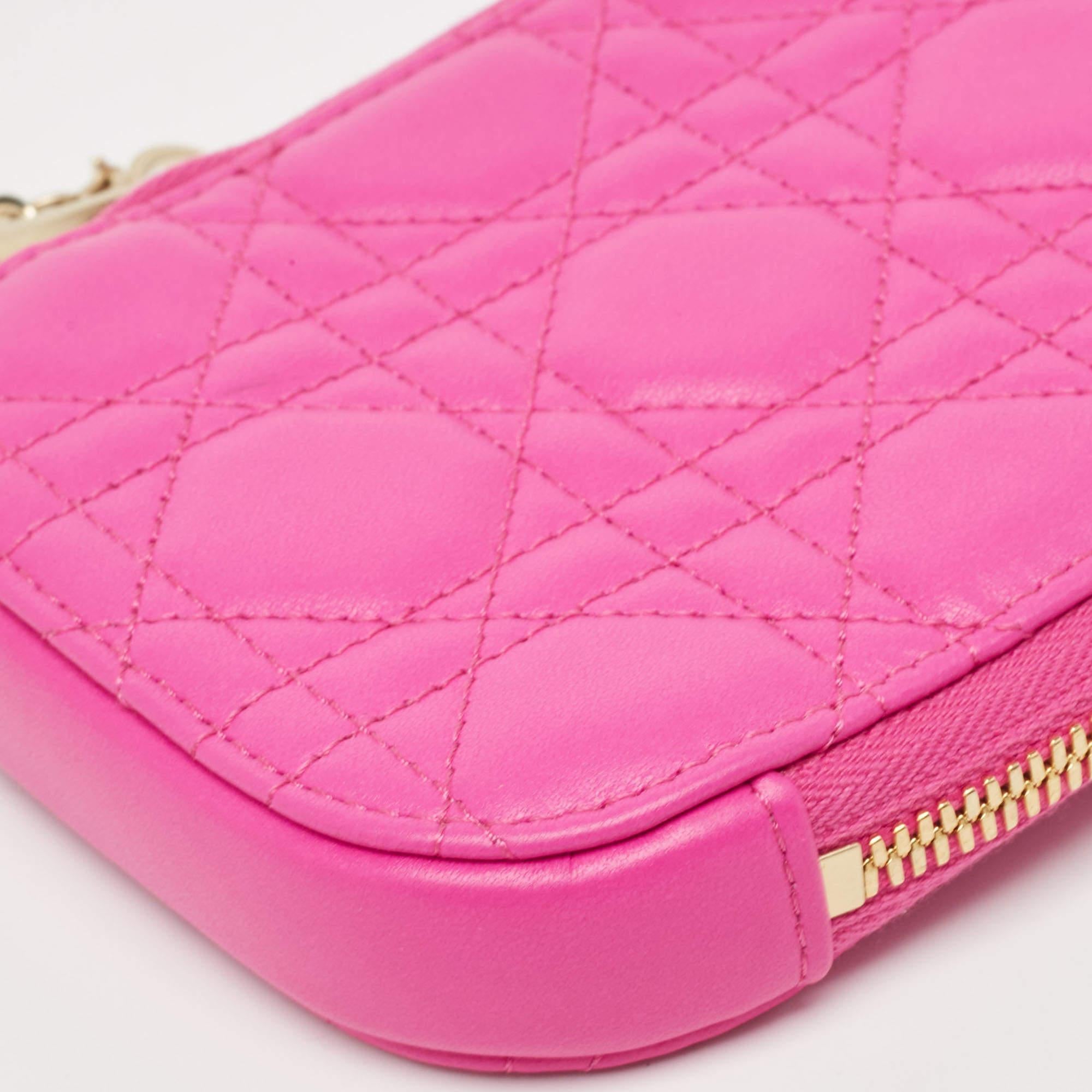 Porte-chaîne de téléphone Lady Dior rose cannage en vente 7