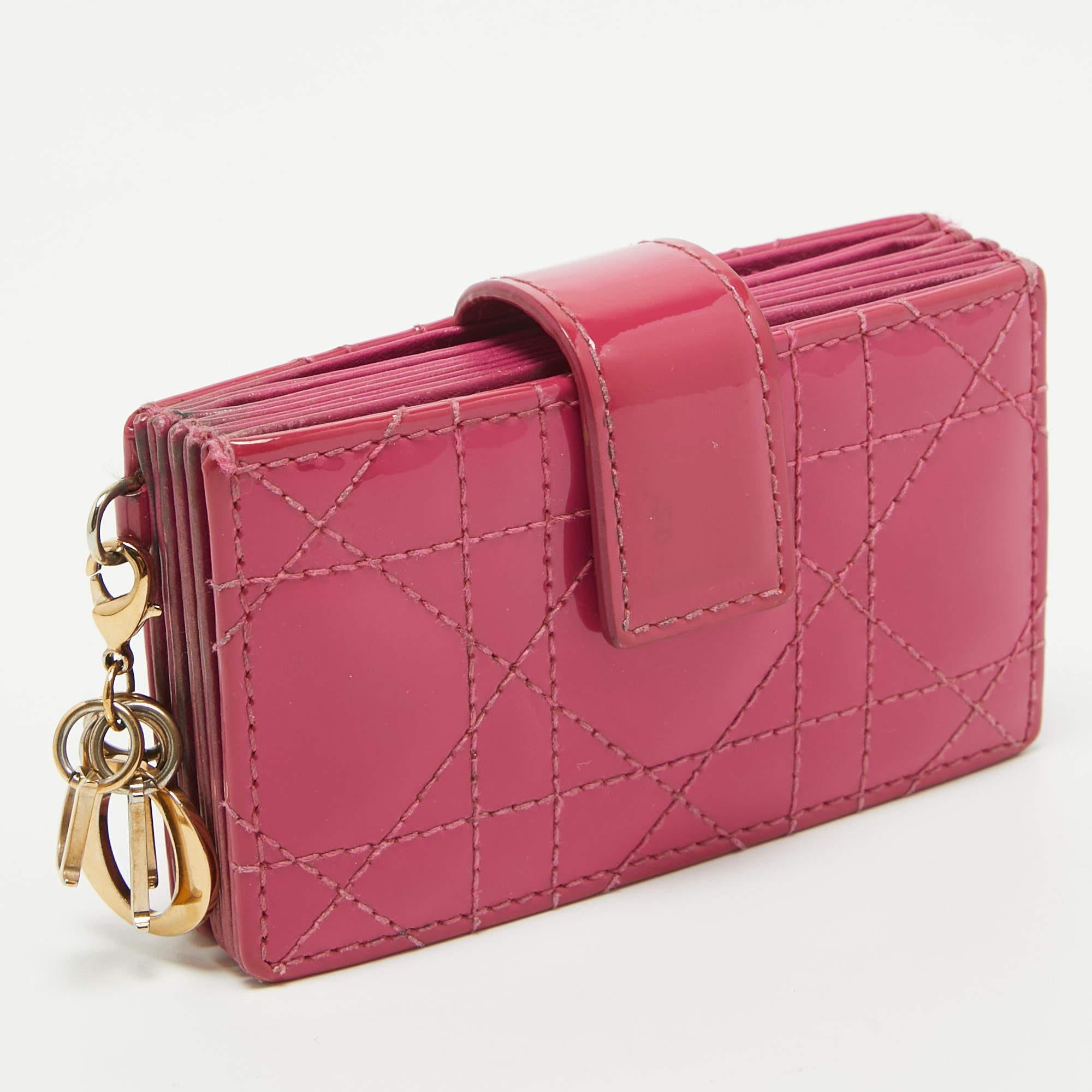 Dior Pink Cannage Patent Leather Lady Dior 5 Gusset Card Holder In Excellent Condition In Dubai, Al Qouz 2