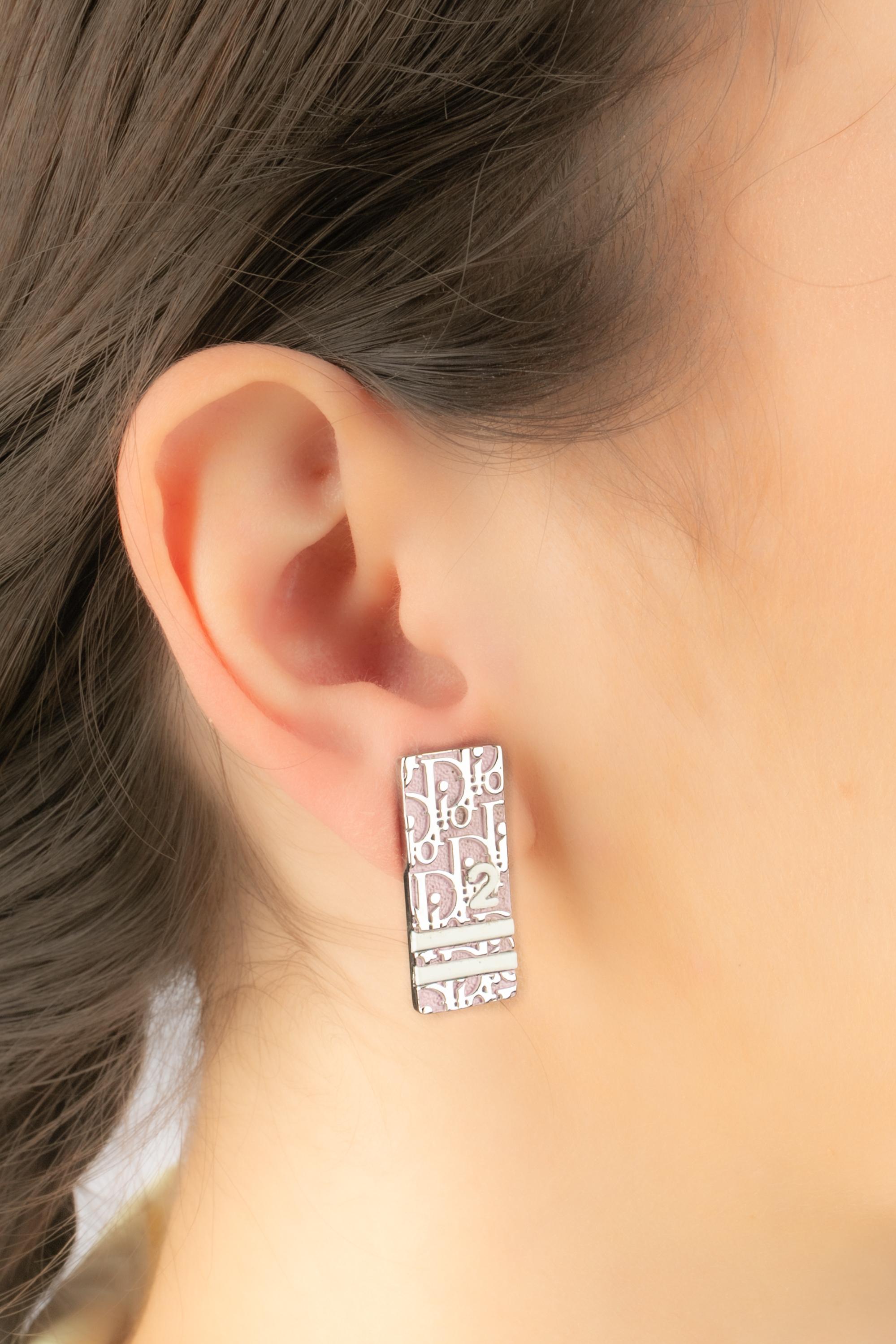 Rosa Ohrringe von Dior im Angebot 3