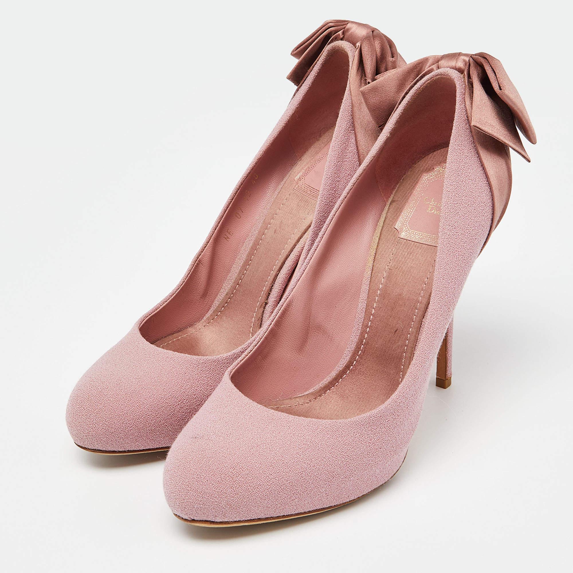 Dior Pink Fabric and Satin Bow Round Toe Pumps Size 40 For Sale 3