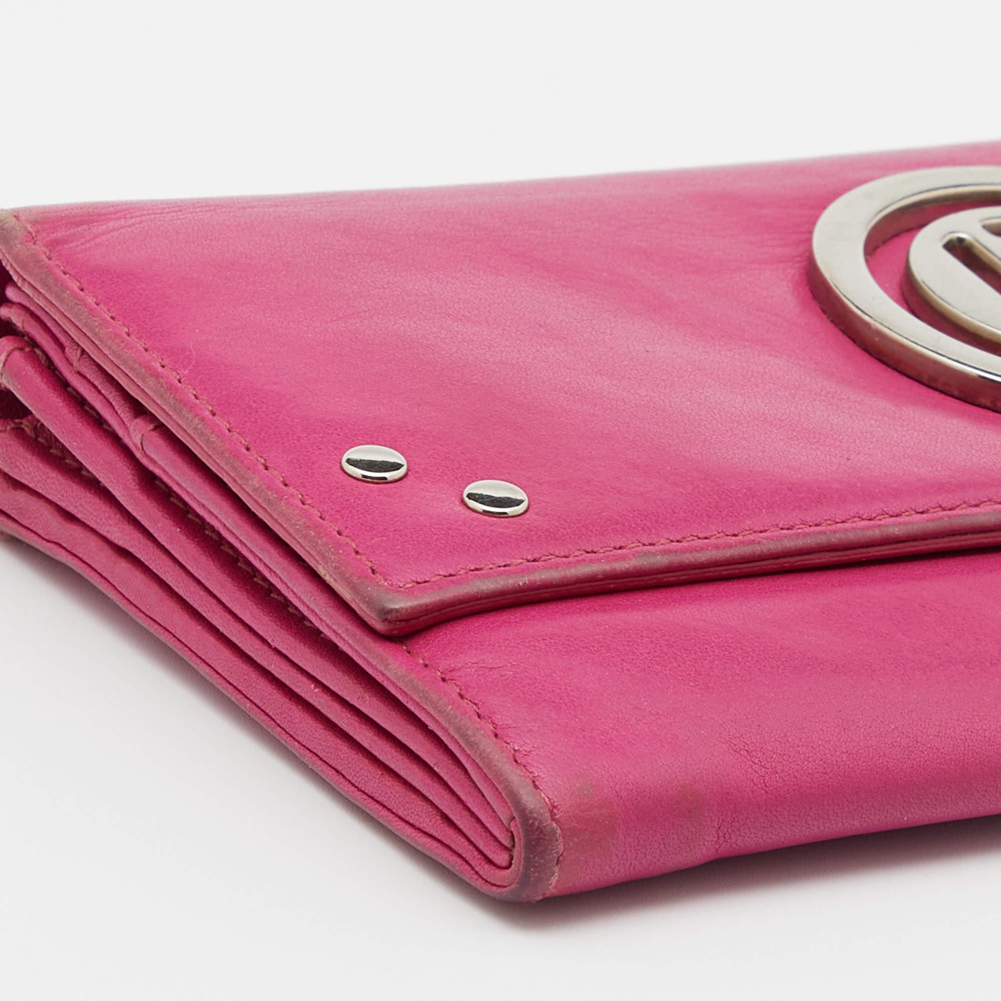 Dior Pink Leather Round Logo Flap Continental Wallet For Sale 4
