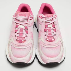 DIOR Baskets Gradient CD1 roses en maille et cuir, taille 42