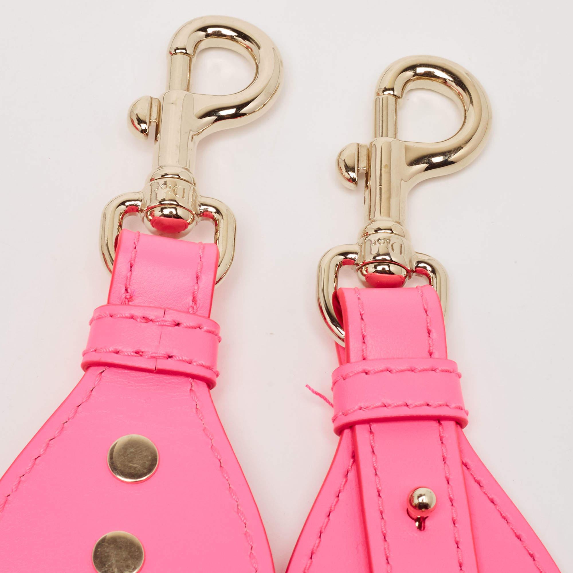 Lady Dior - Fourre-tout moyen en osier et toile brodée rose/naturel en vente 6