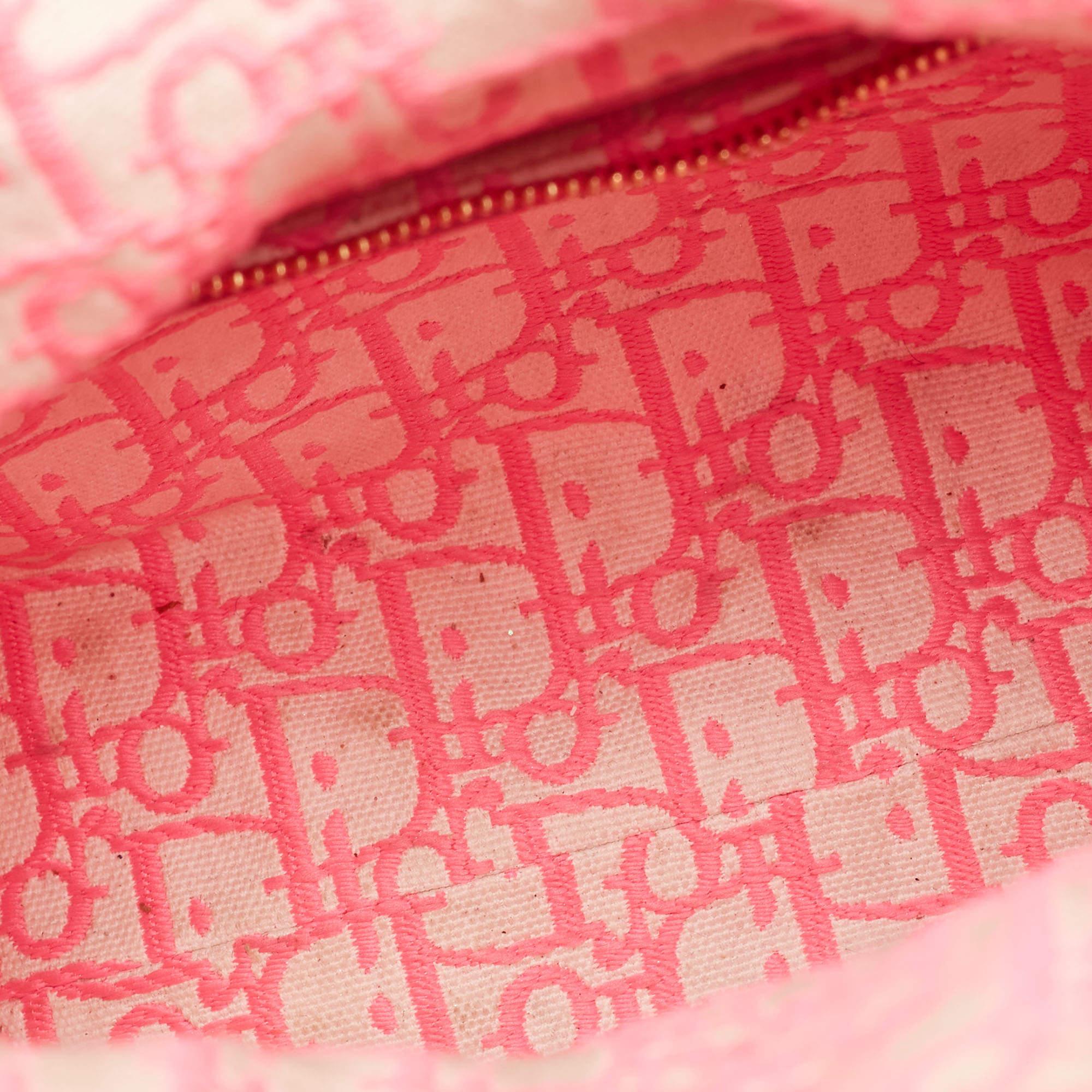 Lady Dior - Fourre-tout moyen en osier et toile brodée rose/naturel en vente 13
