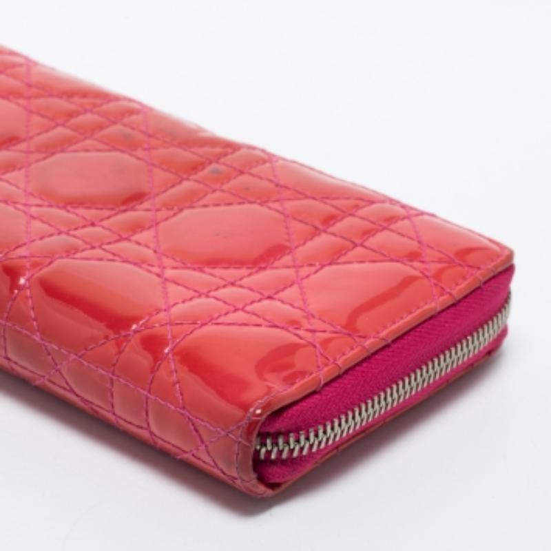 Portafoglio Zip Dior Lady Pink in pelle verniciata in vendita 1