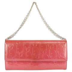 Dior Portemonnaie mit rosa Lack-Trotterkette 923da97