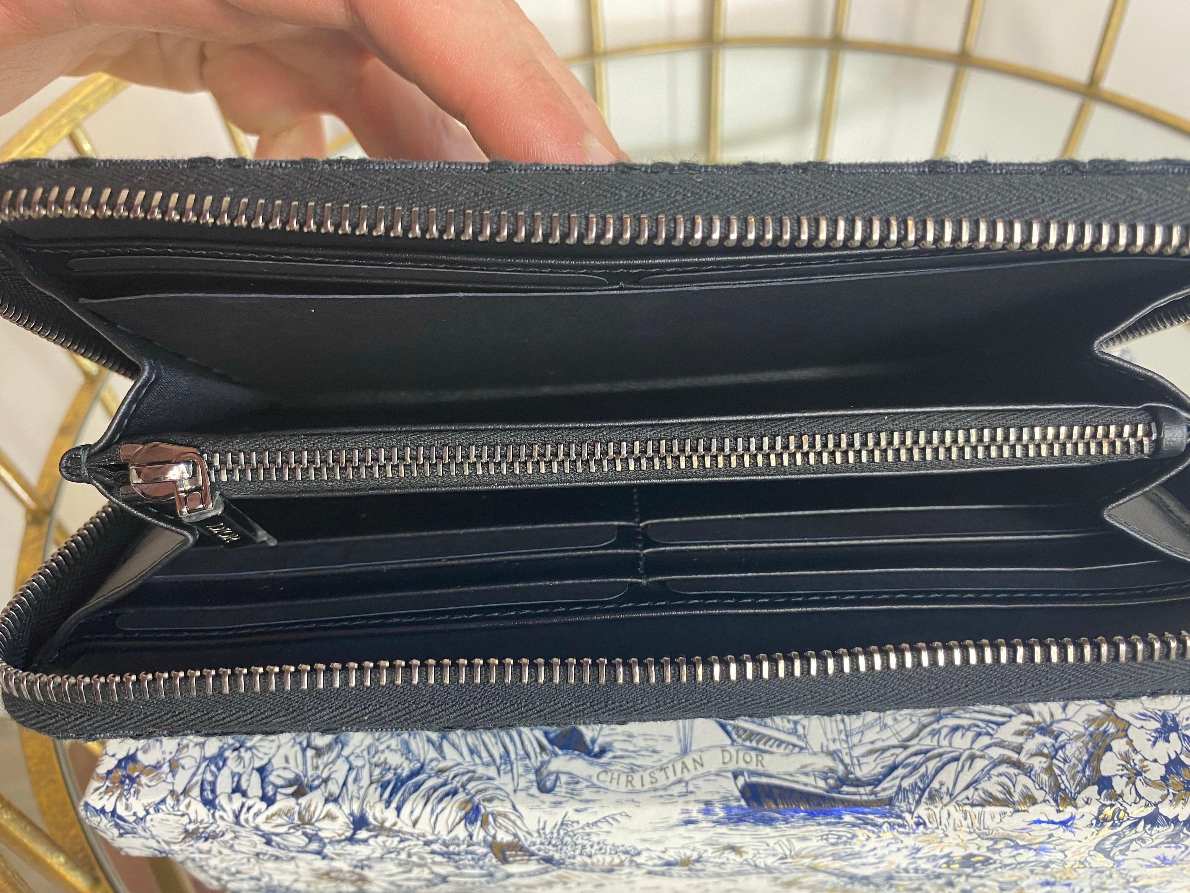 Femenino o masculino Pochette Dior en venta