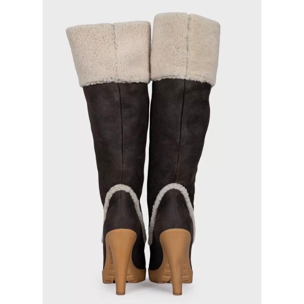 Dior Polaire Schokolade Wildleder Shearling Stiefel - Größe 40 im Zustand „Gut“ im Angebot in Krakow, PL