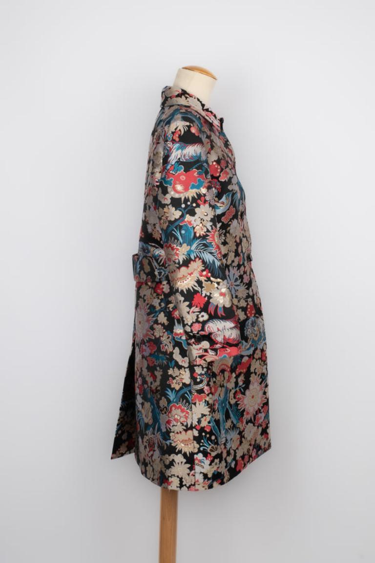 Dior Bedruckter Mantel mit schwarzem Seidenfutter Damen im Angebot