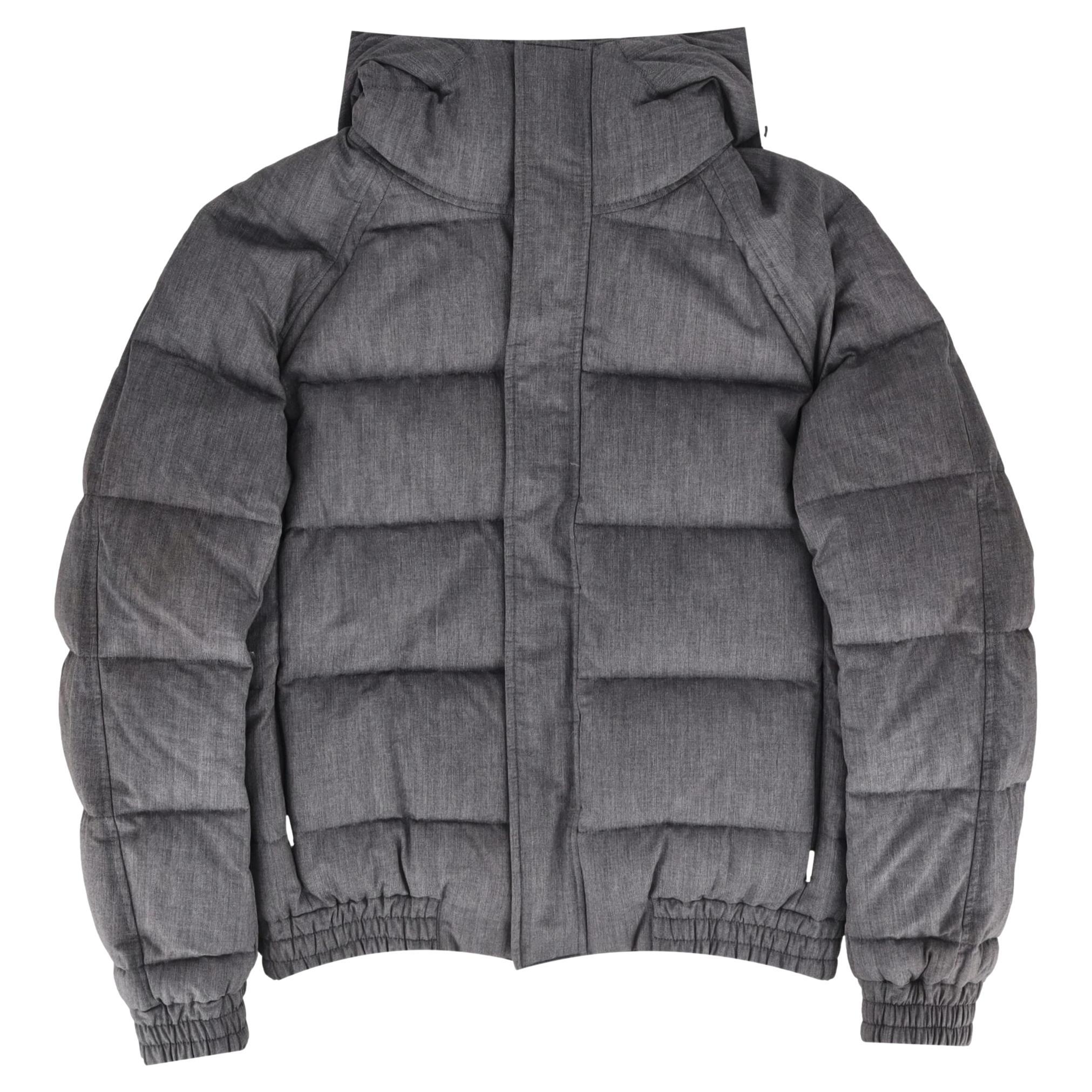 Chaqueta Dior de plumón con capucha