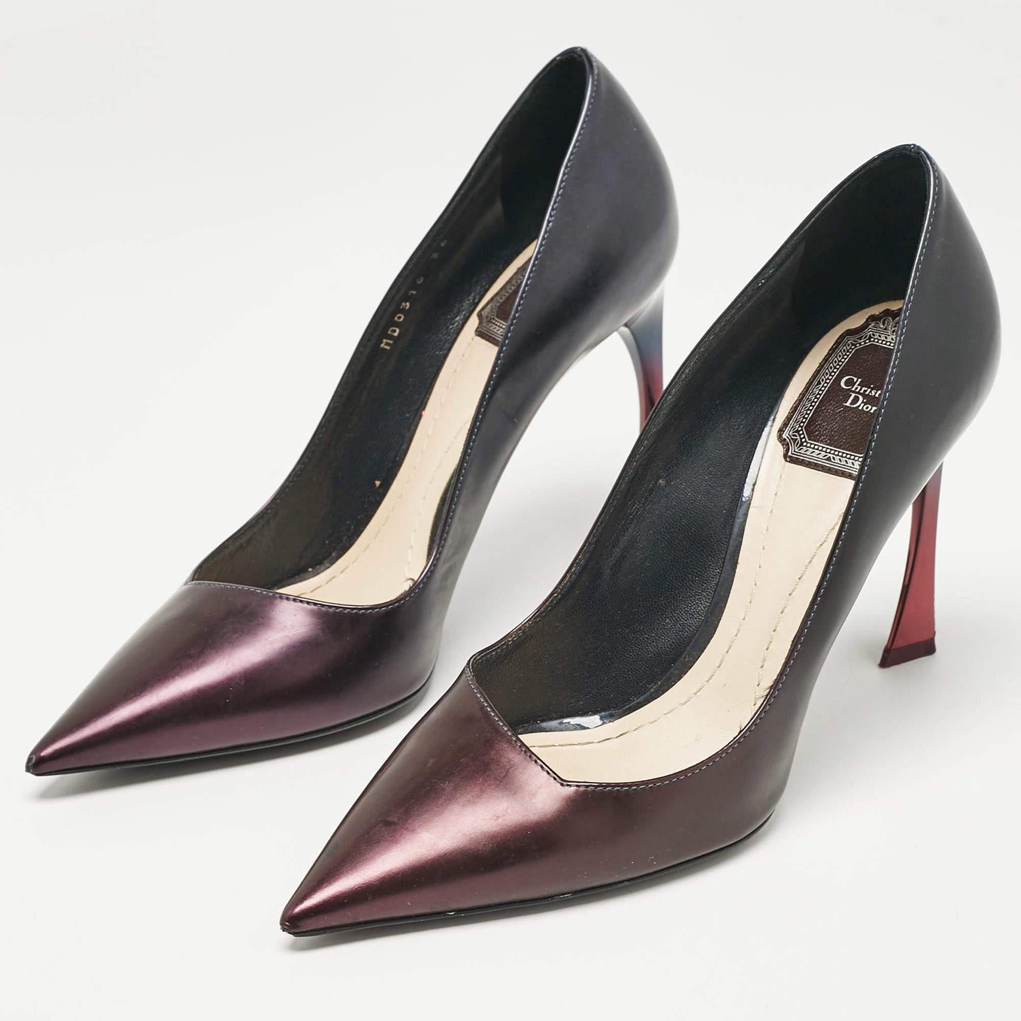 Setzen Sie mit diesen Designer-Pumps ein schickes Stil-Statement. Sie zeichnen sich durch robuste Absätze und langlebige Sohlen aus.  perfekt für Ihre modischen Ausflüge
