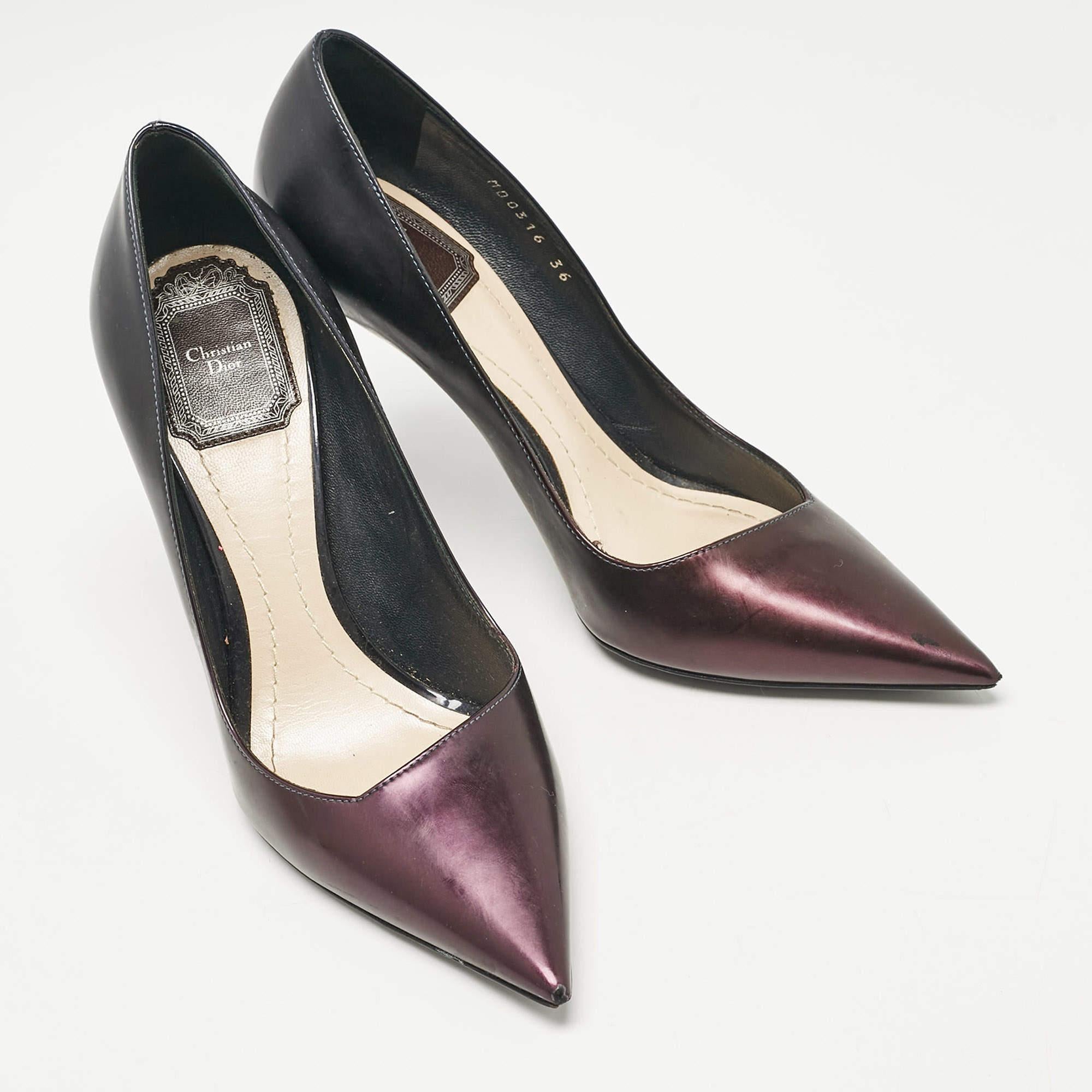 Dior Lila/Schwarze Lackleder-Pumps mit spitzer Zehe Größe 36 Damen im Angebot