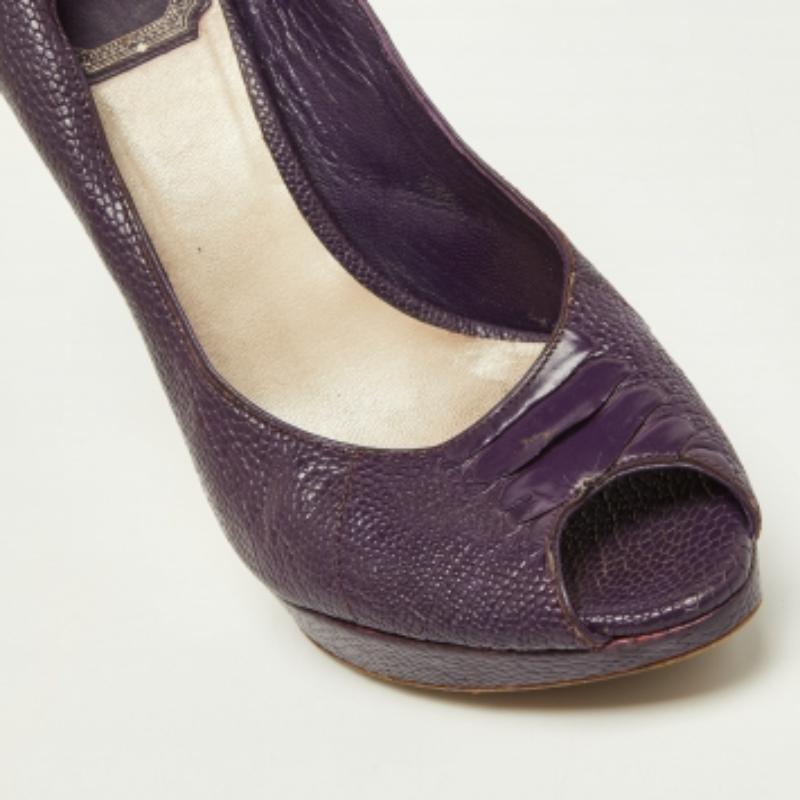 Escarpins Miss Dior en python gaufré violet Taille 37.5 en vente 2