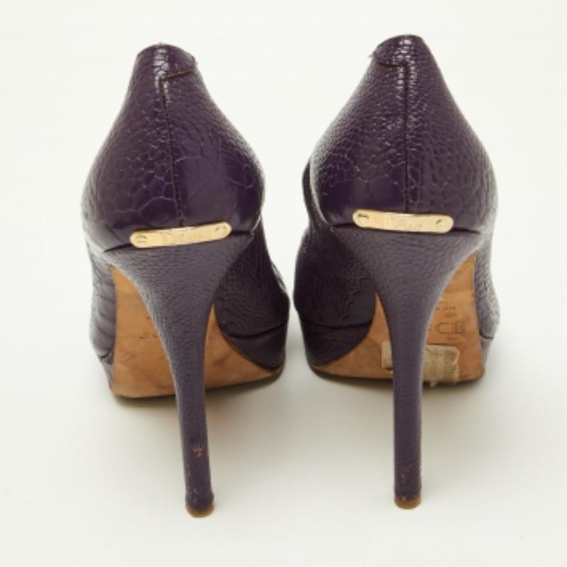 Escarpins Miss Dior en python gaufré violet Taille 37.5 en vente 4