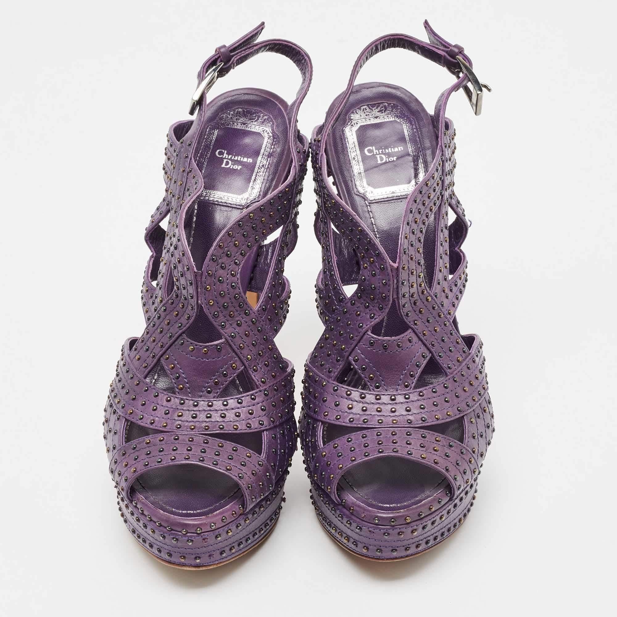 Dior Purple Leather Studded Platform Ankle Strap Sandals Size 38.5 In Good Condition For Sale In Dubai, Al Qouz 2