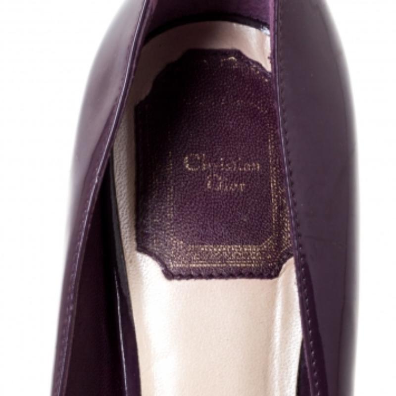 Dior Lila Lackleder Plateau Peep Toe Pumps Größe 39 im Angebot 1