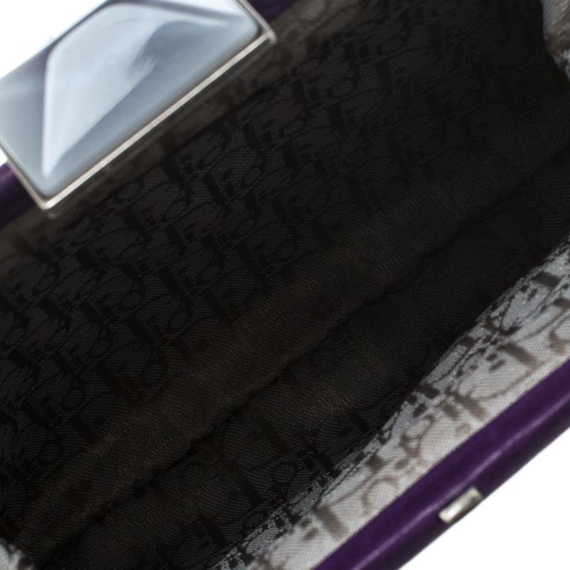 Dior Purple Pleated Leather Frame Clutch In Good Condition In Dubai, Al Qouz 2