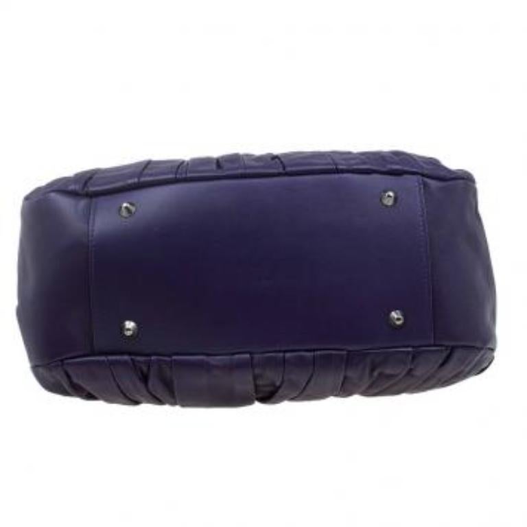 Dior, la borsa Plisse in pelle plissettata viola in vendita 5