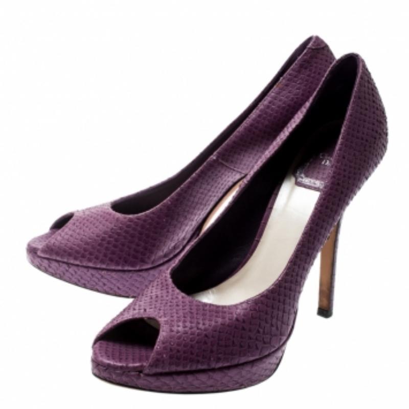 Dior Purple Python Miss Dior Peep Toe Platform Pumps Size 37.5 en vente 2
