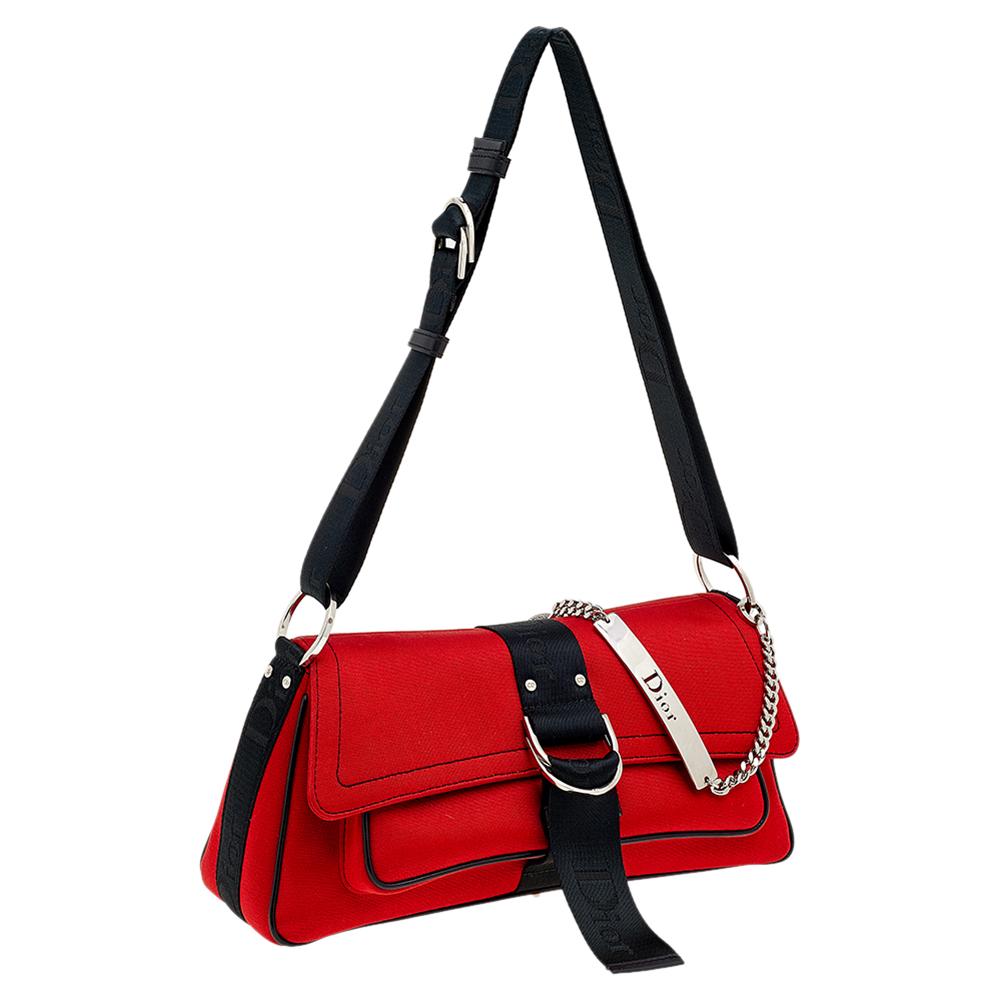Dior - Sac à bandoulière Hardcore en tissu rouge/noir Excellent état à Dubai, Al Qouz 2