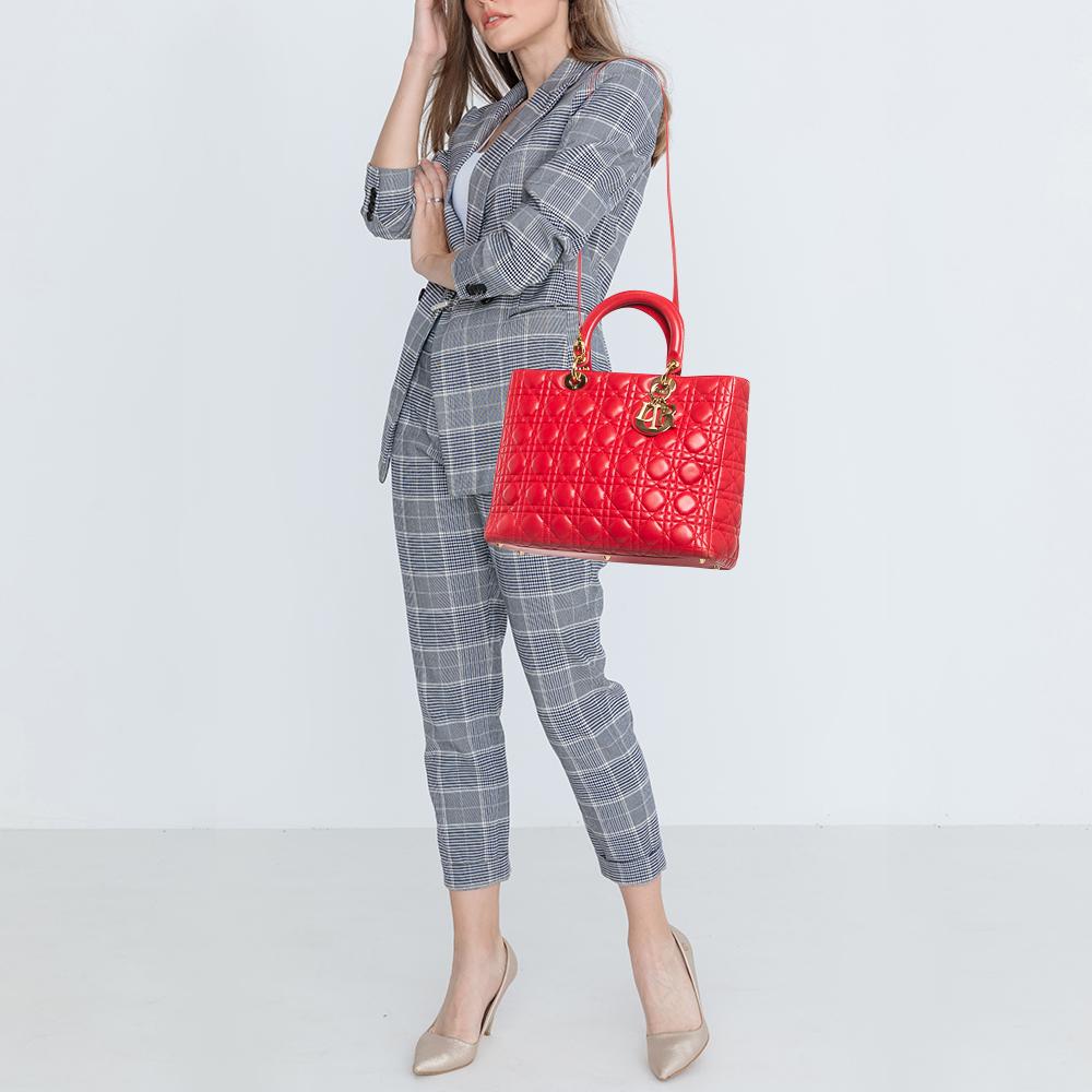 Dior Rote Cannage-Leder-Tasche für Damen Dior im Angebot 2
