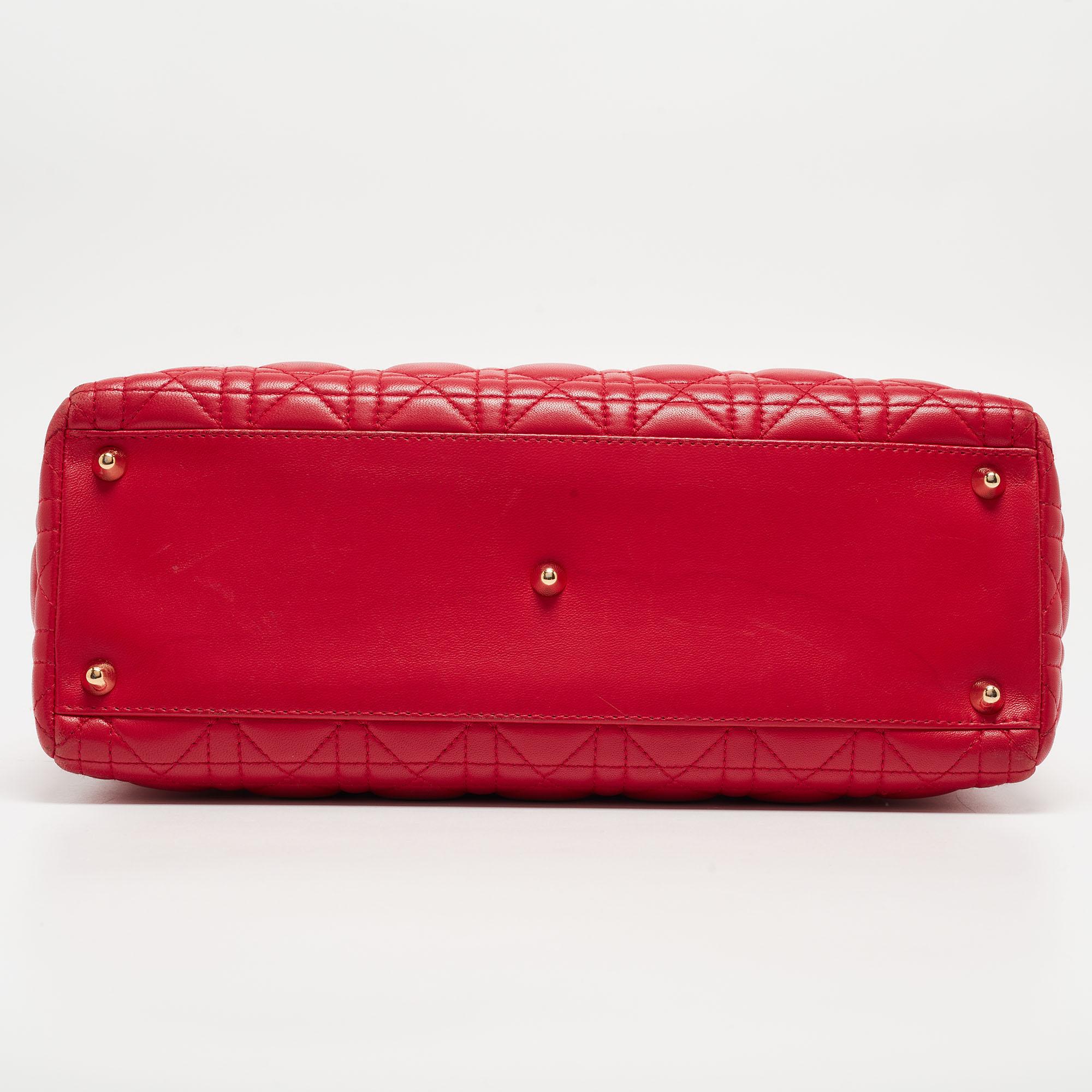 Dior Rote Cannage-Leder-Tasche für Damen Dior im Angebot 6