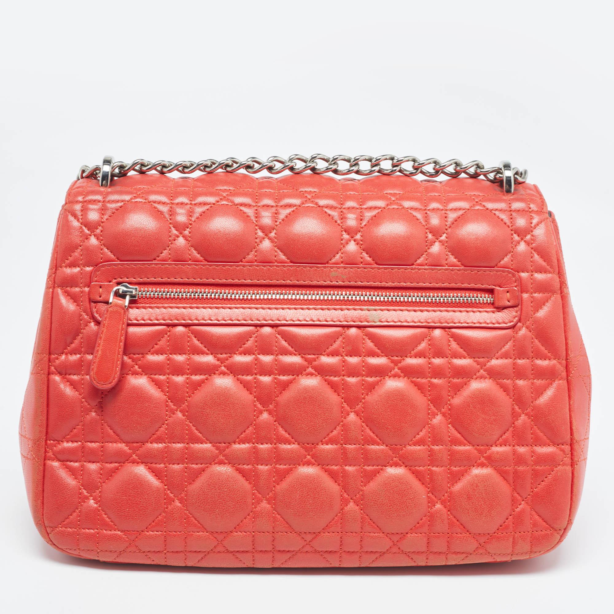Dior Red Cannage Leather Medium Miss Dior Flap Bag In Fair Condition In Dubai, Al Qouz 2