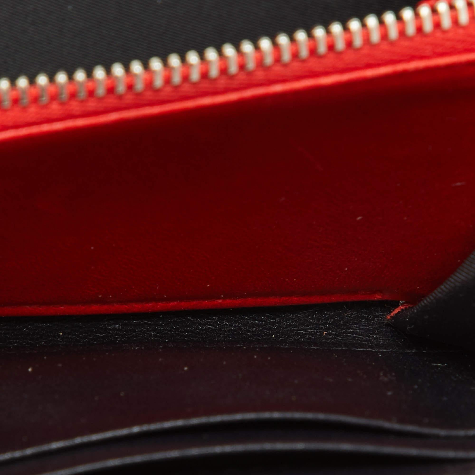 Portefeuille compact Miss Dior en cuir cannage rouge en vente 3