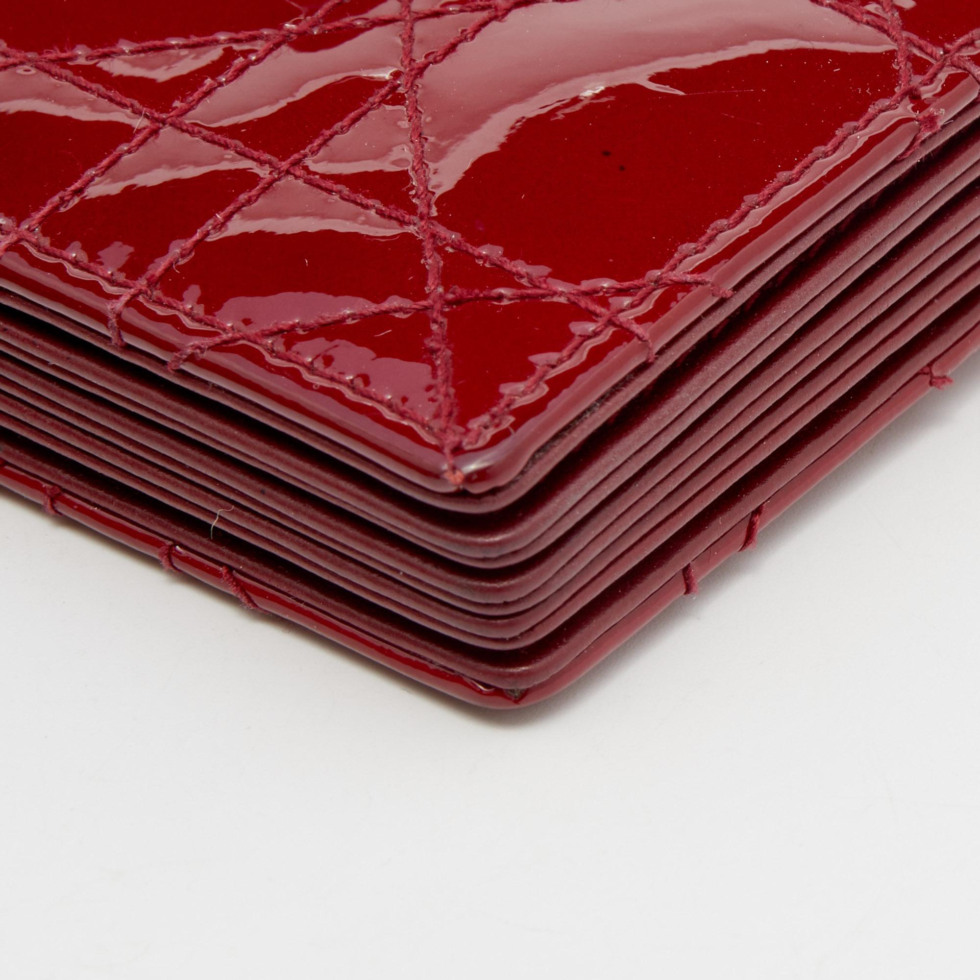 red dior card holder