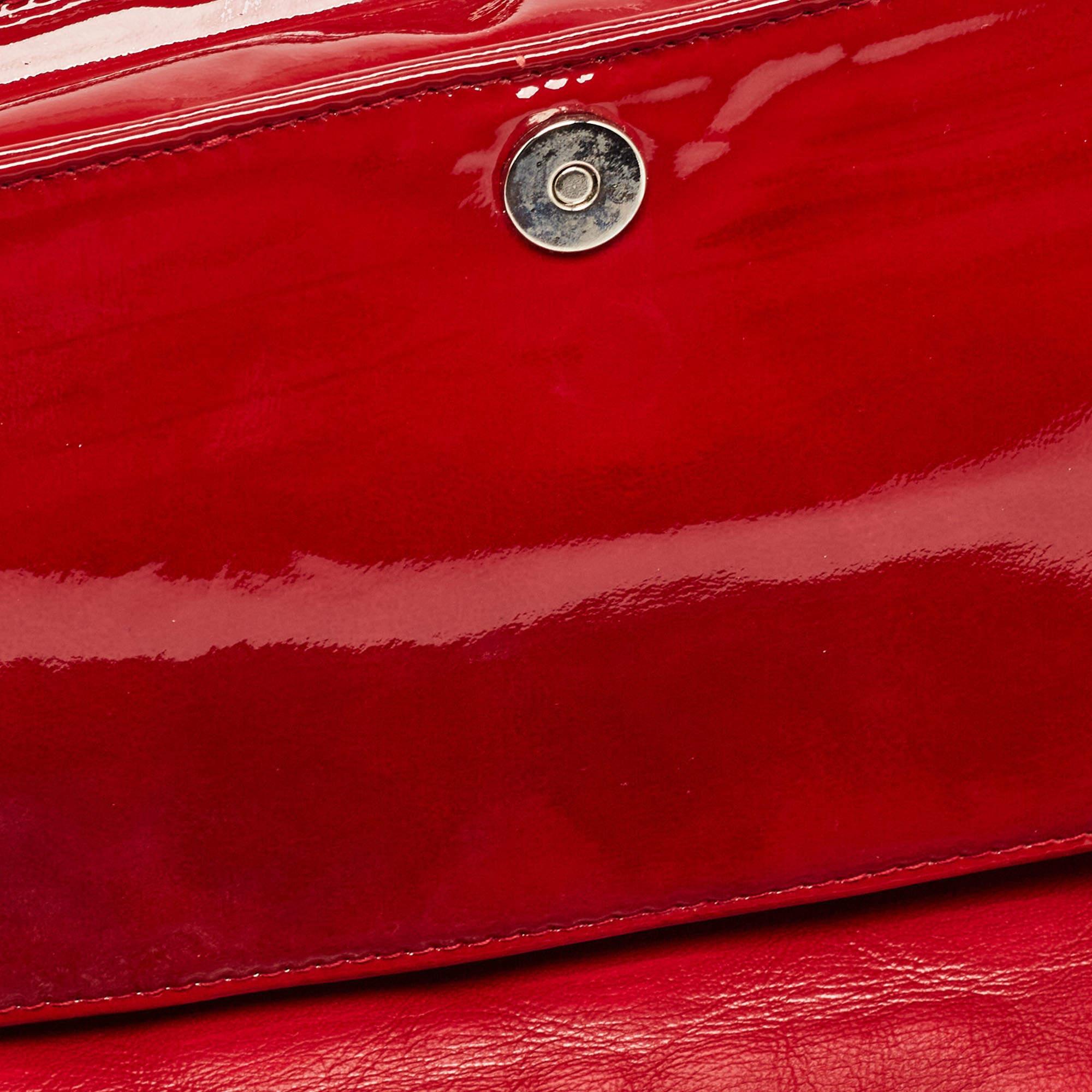 Dior Red Cannage Patent Leather Lady Dior Chain Clutch en vente 2